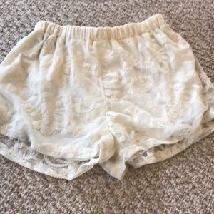 lace short